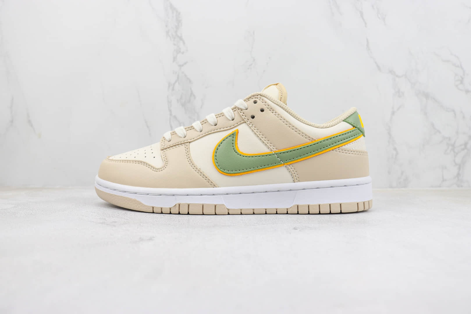 耐克Nike Dunk Low “Light Tan”纯原版本低帮Dunk深浅象牙拼色板鞋 莆田耐克货源 货号:FQ6869-131