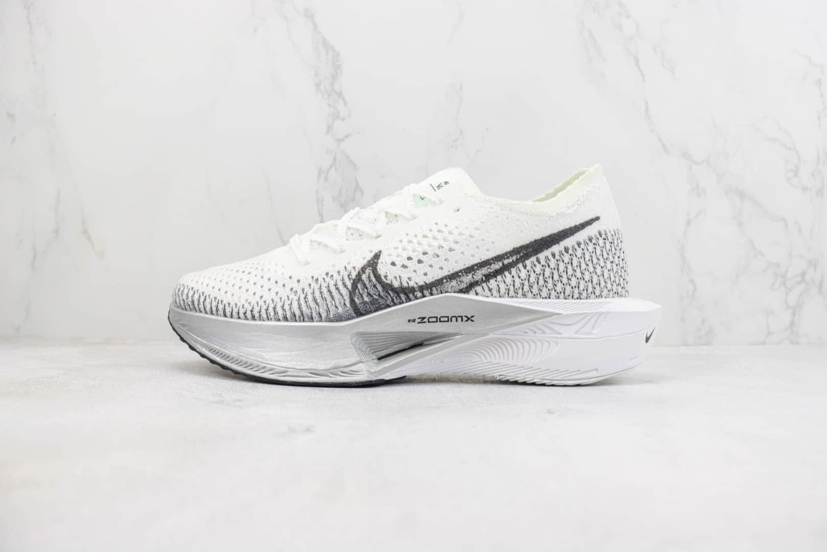 耐克Nike ZoomX Vaporfly NEXT% 3纯原版本破2白灰色专业马拉松超轻缓震跑鞋 莆田耐克货源 货号:DV4129-100