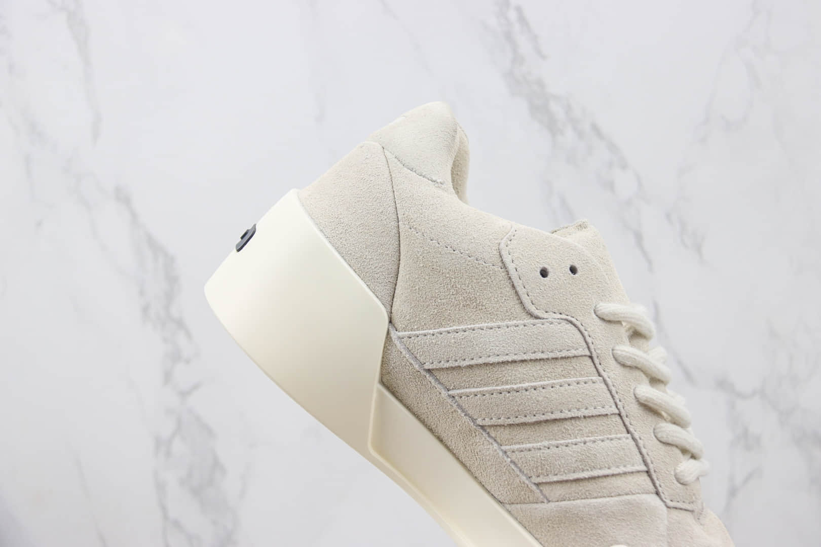 阿迪达斯FEAR OF GOD FOG x adidas Athletics 86 Lo纯原版本FOG联名浅灰色复古厚底增高板鞋 莆田阿迪达斯货源 货号:IE6215