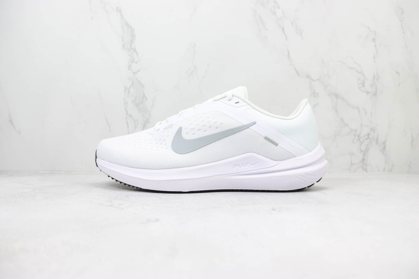 耐克Nike Air Winflo 10纯原版本白色超轻网面减震跑步鞋 莆田耐克货源 (ID:100502) - 图片1