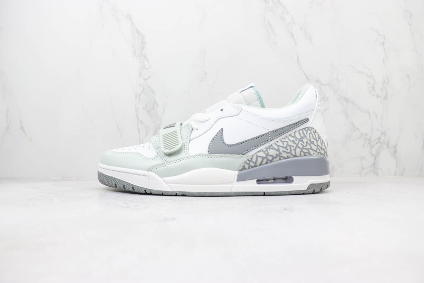 乔丹Air Jordan Legacy 312 Low纯原版本低帮AJ312白灰色三合一魔术贴篮球鞋 莆田AJ货源 (ID:100590) - 图片1