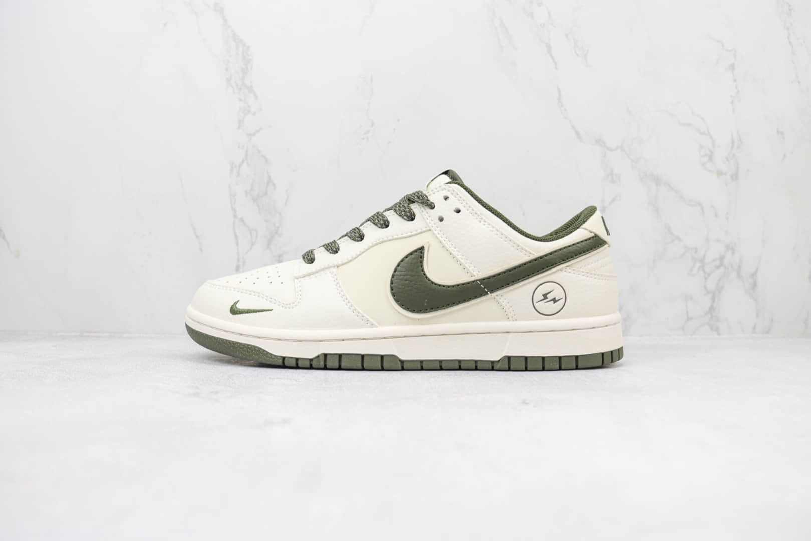 耐克Nike SB Dunk Low纯原版本低帮SB Dunk米白橄榄绿板鞋 莆田耐克货源 (ID:100614) - 图片1