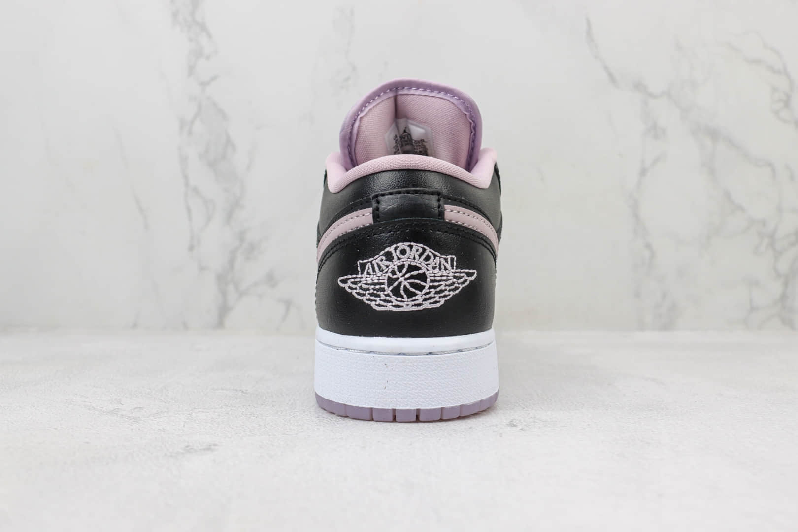 乔丹Air Jordan 1 Low纯原版本低帮AJ1黑粉篮球鞋 莆田AJ货源 货号:DV1333-051