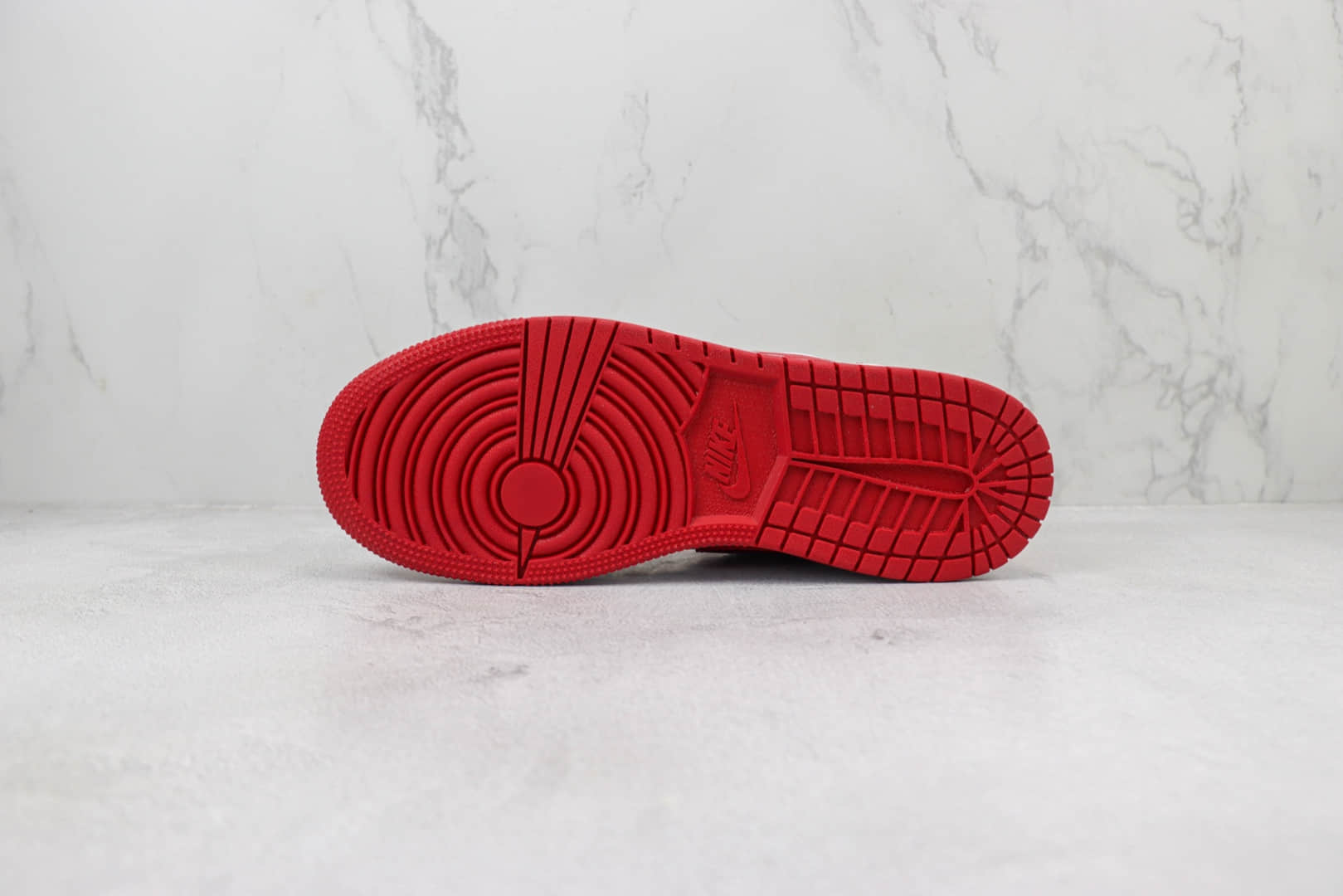 乔丹Air Jordan 1 Low “Gym Red”纯原版本低帮AJ1白红大学红板鞋 莆田AJ货源 货号:553560-611