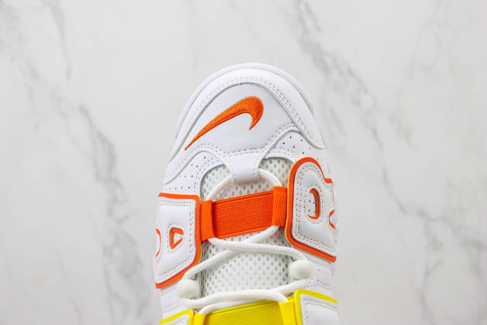 耐克Nike Air More Uptempo纯原版本皮蓬大AIR白橙黄蓝复古篮球鞋 莆田耐克工厂 货号:FJ4624-100