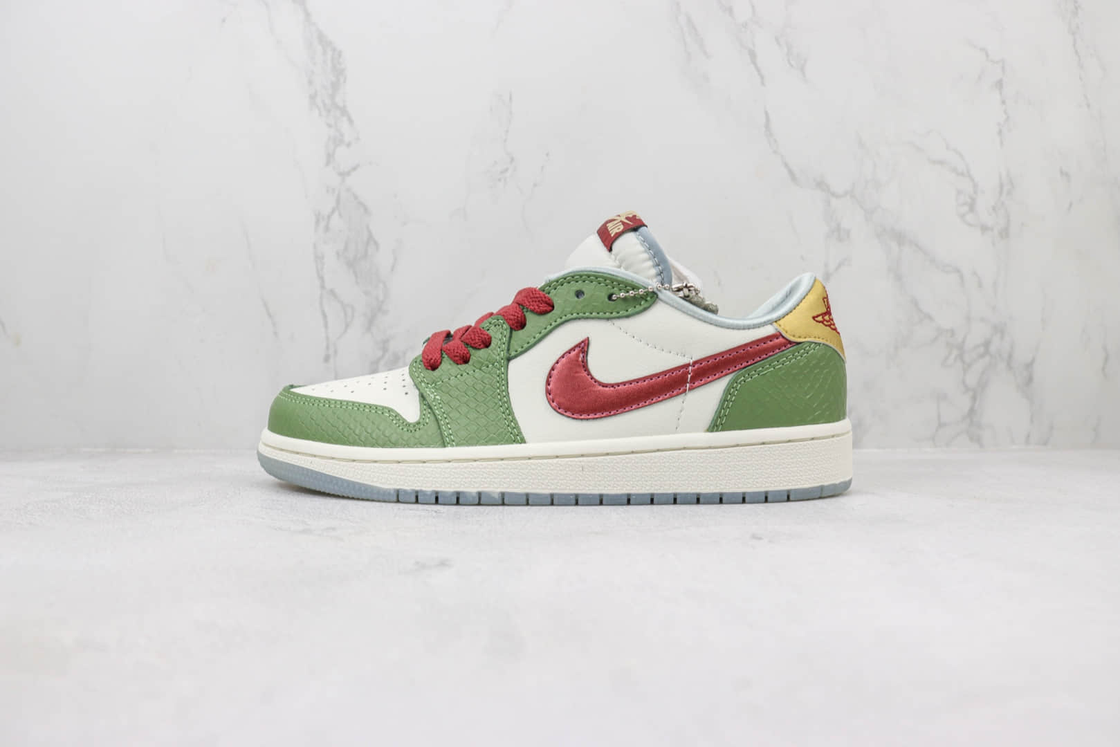 乔丹Air Jordan 1 Low纯原版本低帮AJ1中国年青龙龙年限定板鞋 莆田AJ货源 (ID:100940) - 图片1