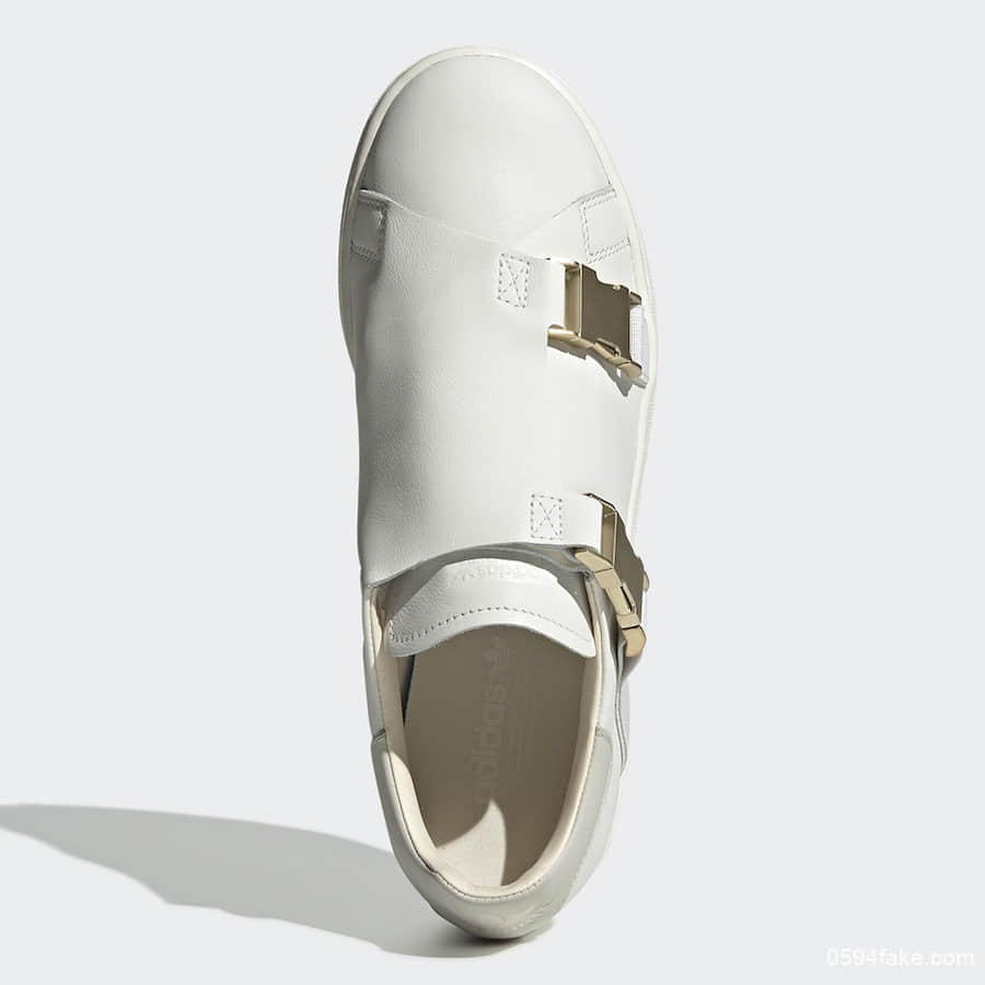 绝对让你眼前一亮!这双adidas Stan Smith Buckle一定要看! 货号:EE4889