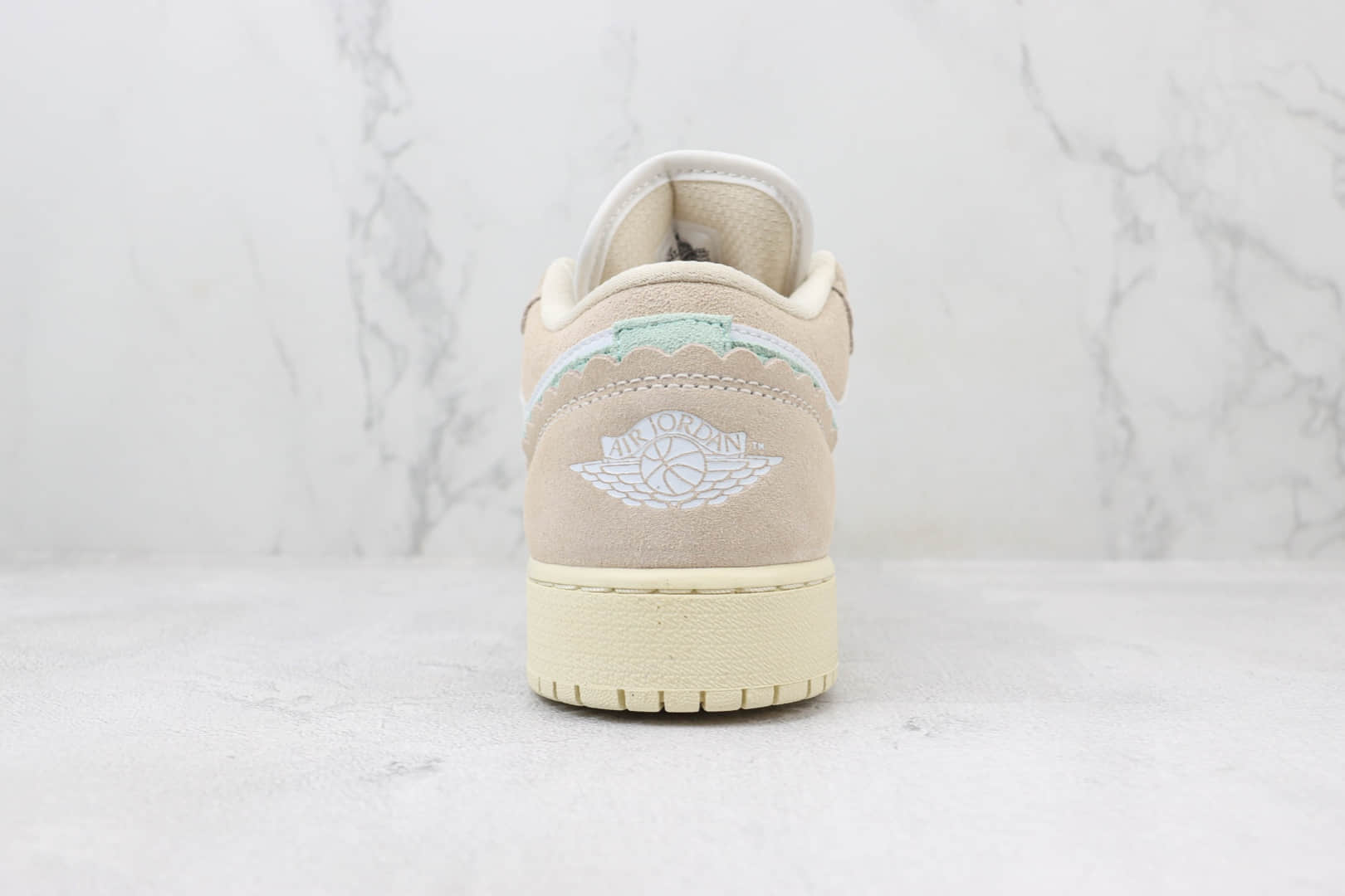 乔丹Air Jordan 1 Low纯原版本低帮AJ1米粉白板鞋 莆田AJ货源 货号:DZ5356-800