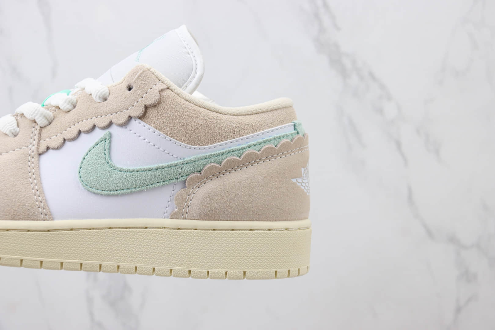 乔丹Air Jordan 1 Low纯原版本低帮AJ1米粉白板鞋 莆田AJ货源 货号:DZ5356-800