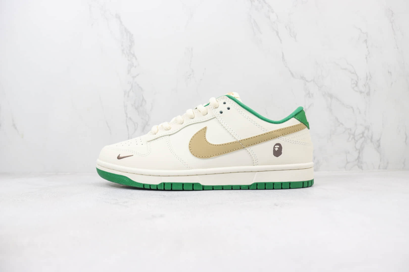 耐克Bape x Nike Dunk Low纯原版本猿人头联名Dunk米白绿低帮板鞋 莆田耐克工厂 货号:XH0923-154