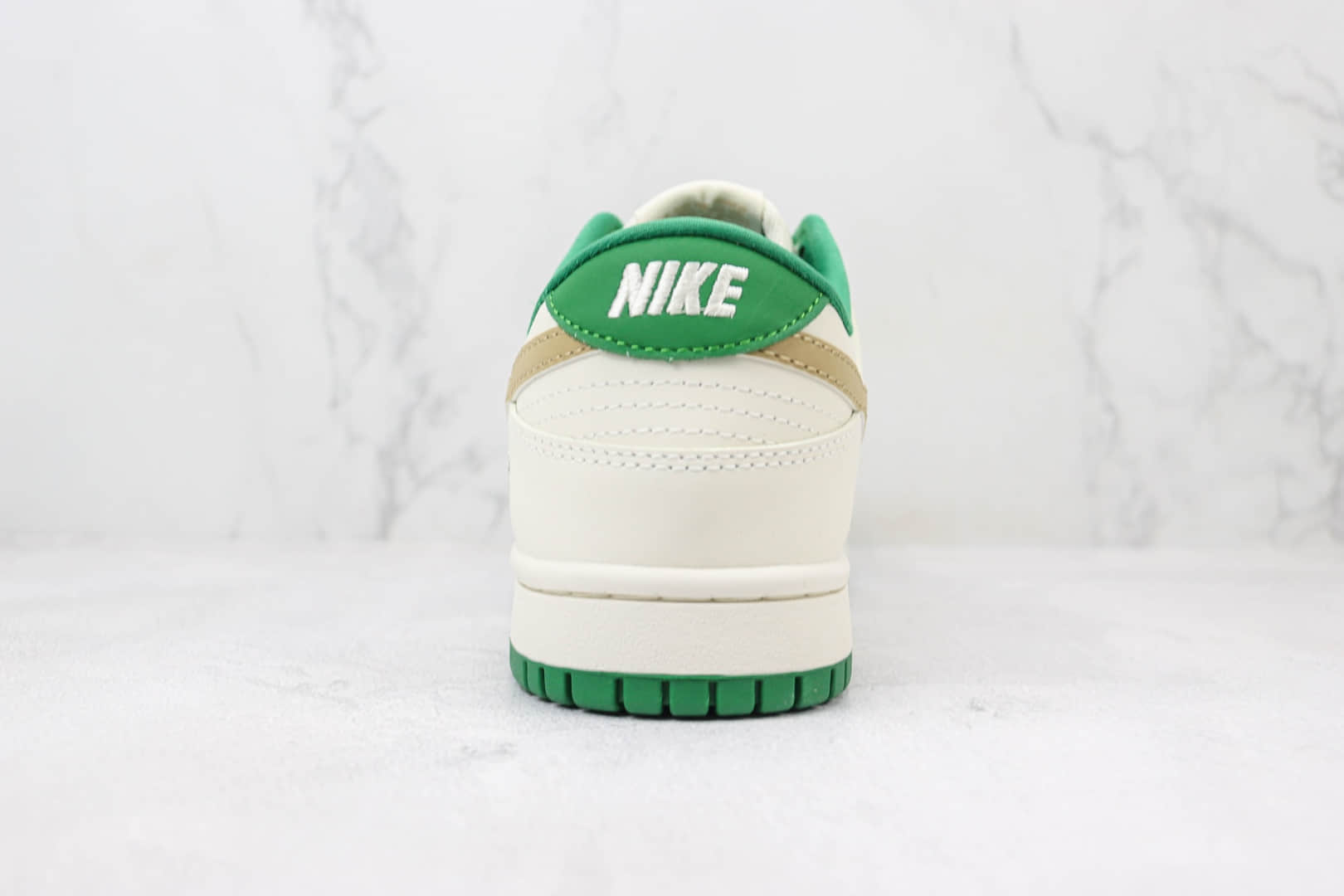 耐克Bape x Nike Dunk Low纯原版本猿人头联名Dunk米白绿低帮板鞋 莆田耐克工厂 货号:XH0923-154