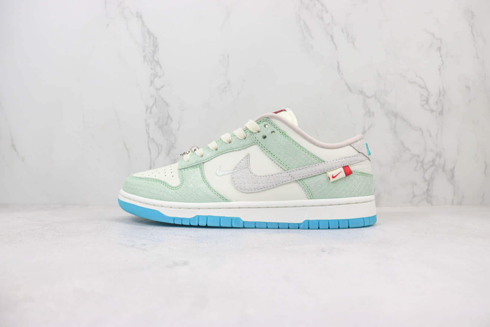 耐克Nike SB Dunk Low纯原版本低帮SB Dunk龙年限定青龙板鞋 莆田天花板Dunk (ID:101881) - 图片1