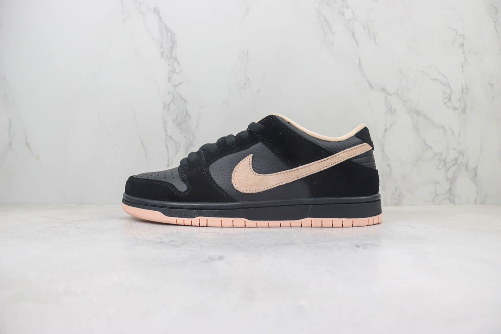 耐克Nike SB Dunk Low纯原版本低帮SB Dunk黑粉板鞋 莆田耐克工厂 货号:BQ6817-003
