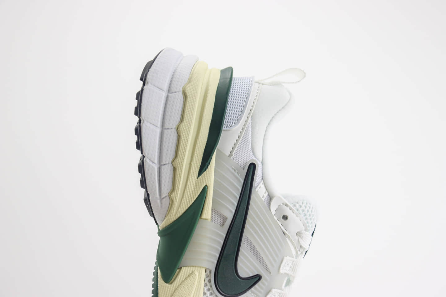 耐克Nike V2K Runtekk Run纯原版本V2K白绿色复古跑鞋 莆田耐克货源 货号:FD0736-101