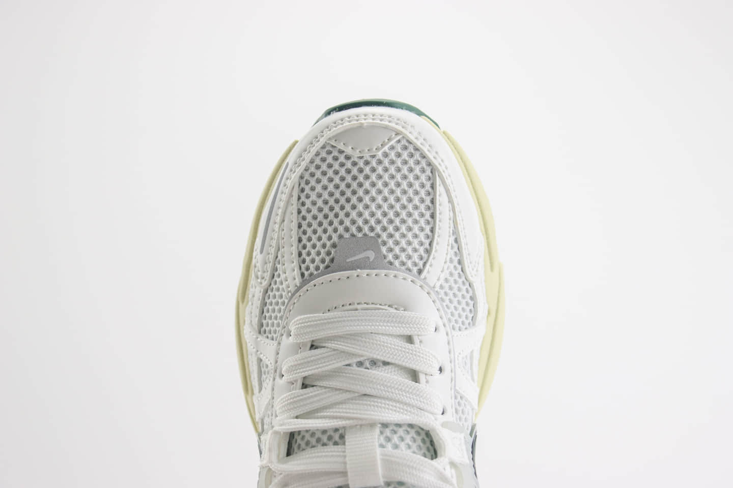 耐克Nike V2K Runtekk Run纯原版本V2K白绿色复古跑鞋 莆田耐克货源 货号:FD0736-101