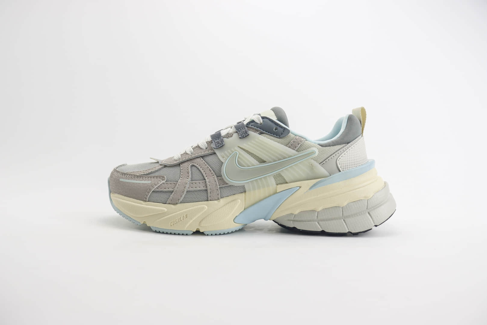 耐克Nike V2K Runtekk Run纯原版本V2K米灰蓝复古跑鞋 莆田耐克批发 (ID:102790) - 图片1