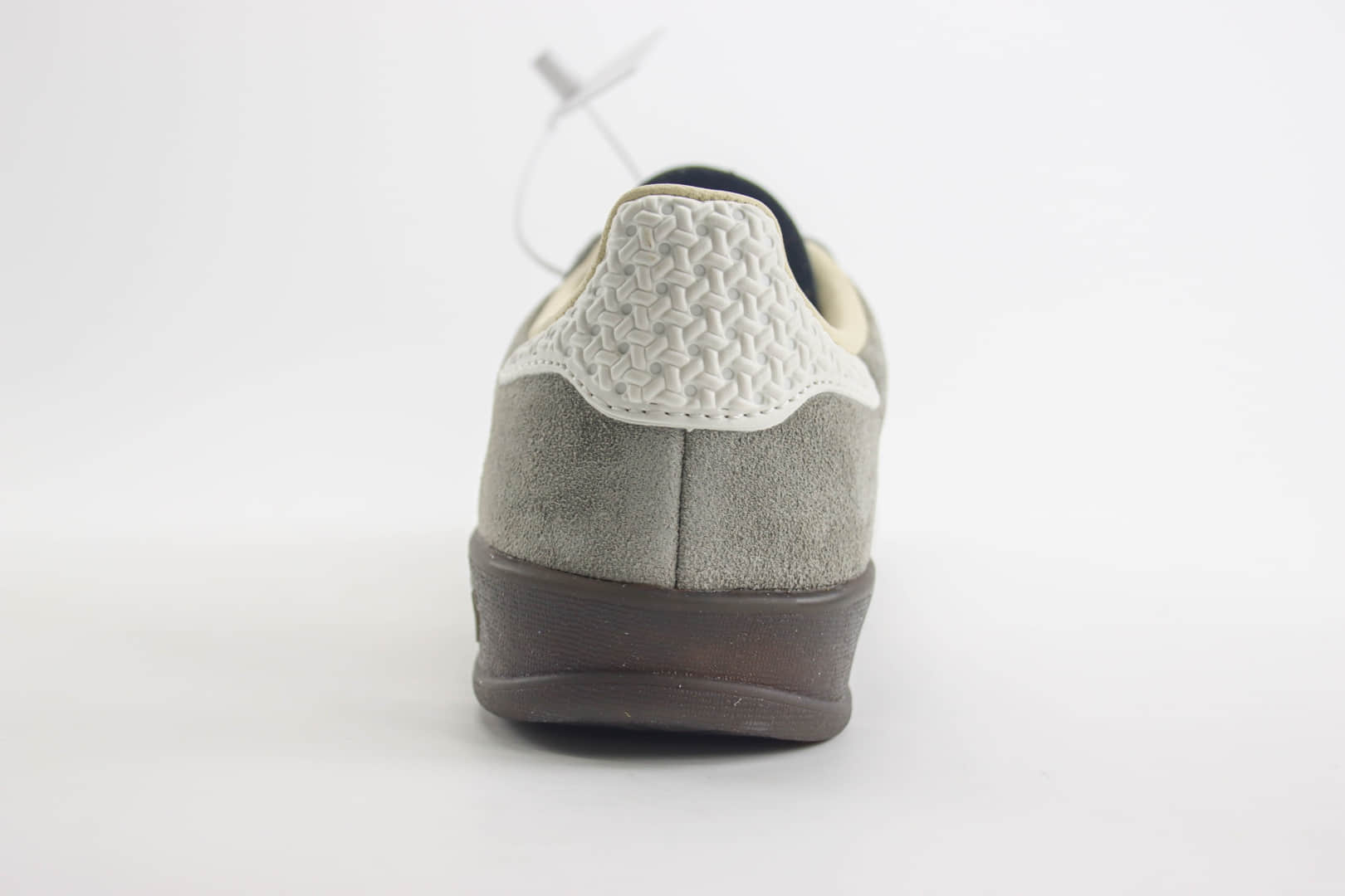 阿迪达斯adidas originals Gazelle Indoor纯原版本三叶草桑巴深灰色板鞋 莆田阿迪达斯工厂 货号:IF1807