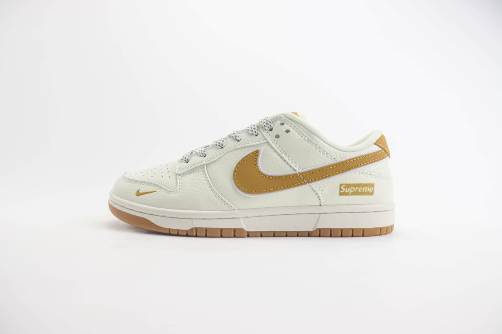 耐克Supreme x Nike SB Dunk Low纯原版本低帮Dunk联名Supreme白卡其棕板鞋 莆田耐克代理 (ID:102814) - 图片1