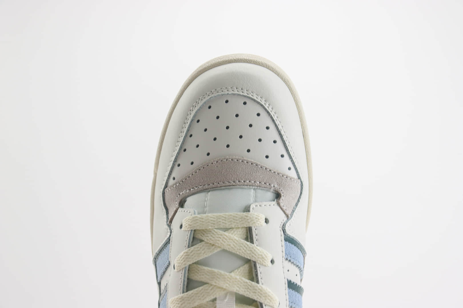 阿迪达斯adidas Forum 84 Low纯原版本三叶草84白蓝灰复古板鞋 莆田阿迪达斯货源 货号:IG3964