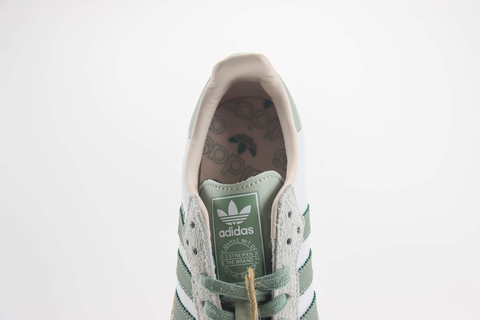 阿迪达斯adidas Samba OG纯原版本桑巴白绿色复古板鞋 莆田阿迪达斯货源 货号:ID0492