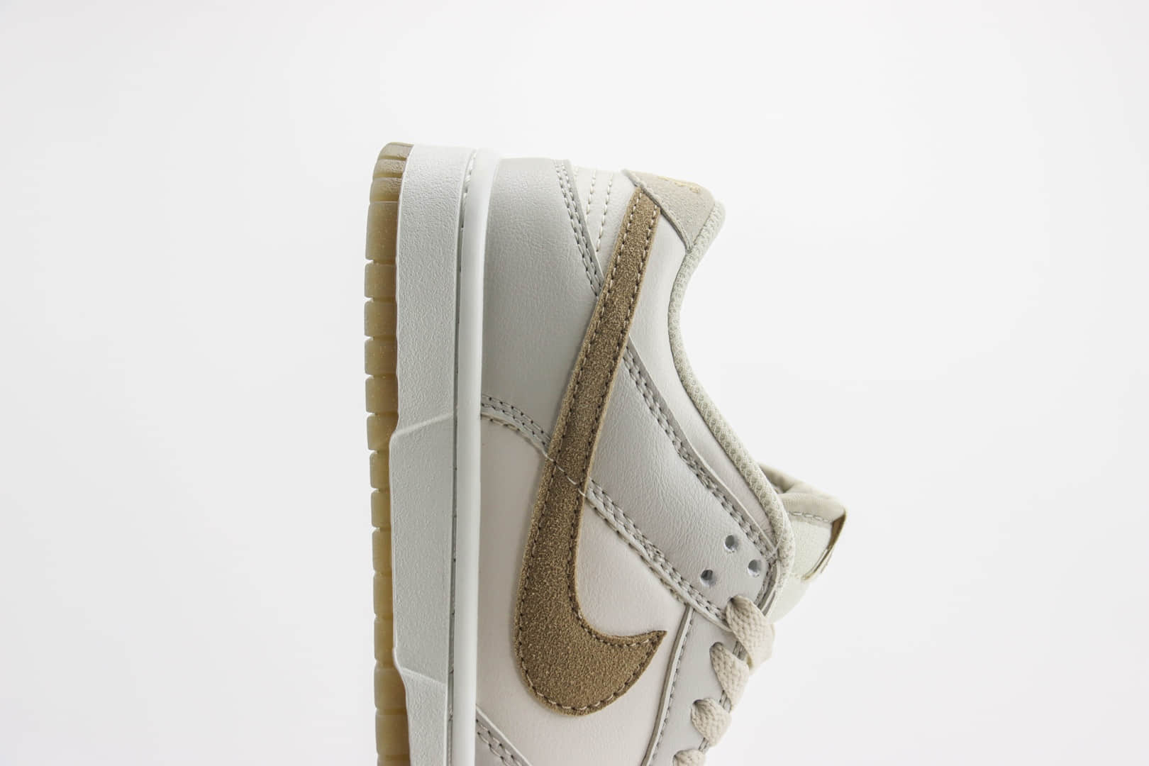 耐克Nike SB Dunk Low纯原版本低帮SB Dunk灰棕色板鞋 莆田耐克货源 货号:FJ4188-001