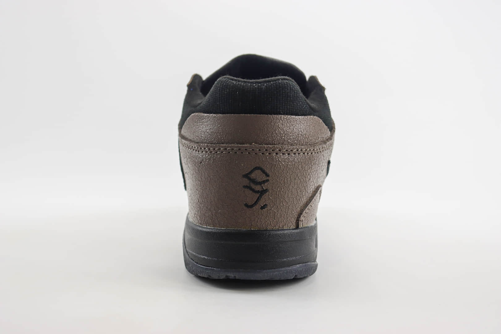 乔丹Travis Scott x Jordan Cut The Check TR纯原版本TS联名黑棕色倒勾篮球鞋 莆田复刻鞋货源 货号:FZ8117-102