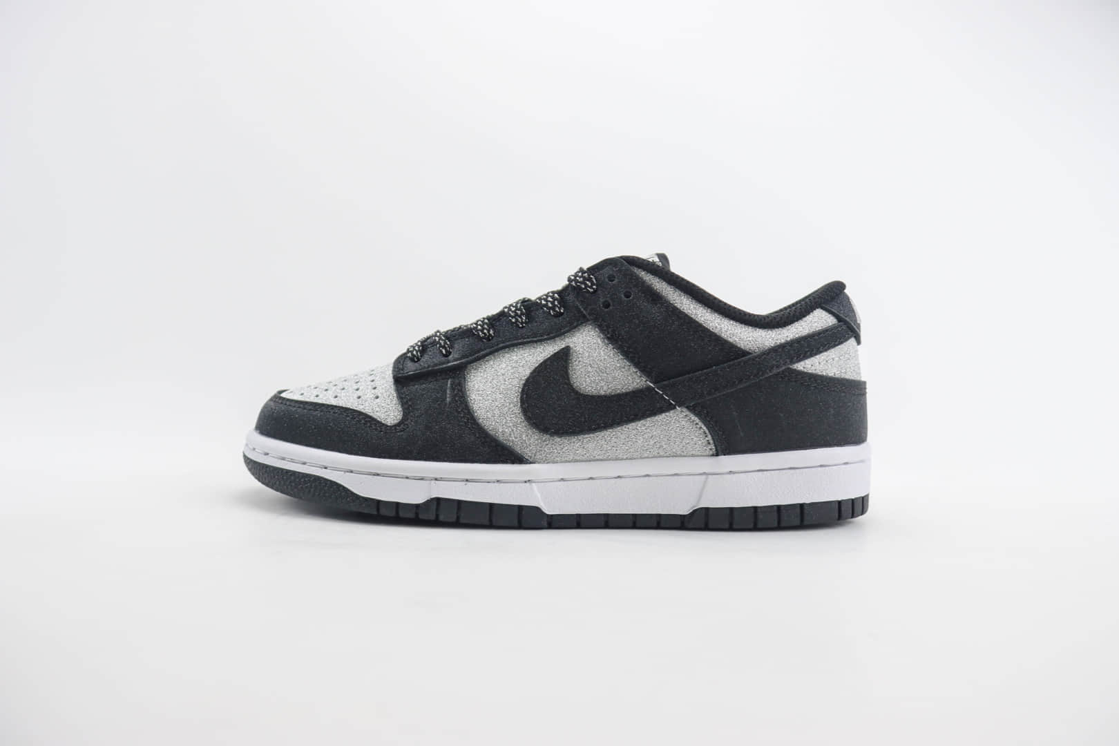 耐克Nike SB Dunk Low纯原版本低帮SB Dunk黑灰银满天星板鞋 莆田耐克工厂 (ID:103393) - 图片1