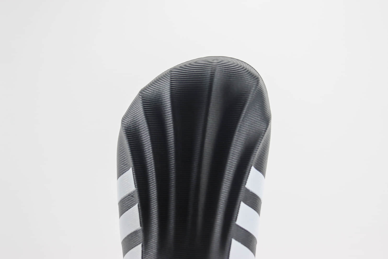 阿迪达斯adidas adiFOM Superstar Mule纯原版本贝壳头黑白一脚蹬半拖鸭掌鞋 莆田阿迪达斯货源 货号:IG8277