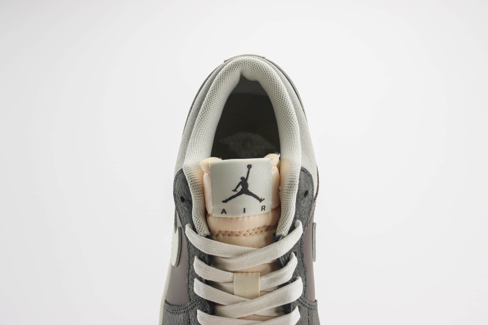 乔丹Air Jordan Low纯原版本低帮AJ1喜鹊灰白韩国限定板鞋 莆田耐克工厂 货号:FD0399-004