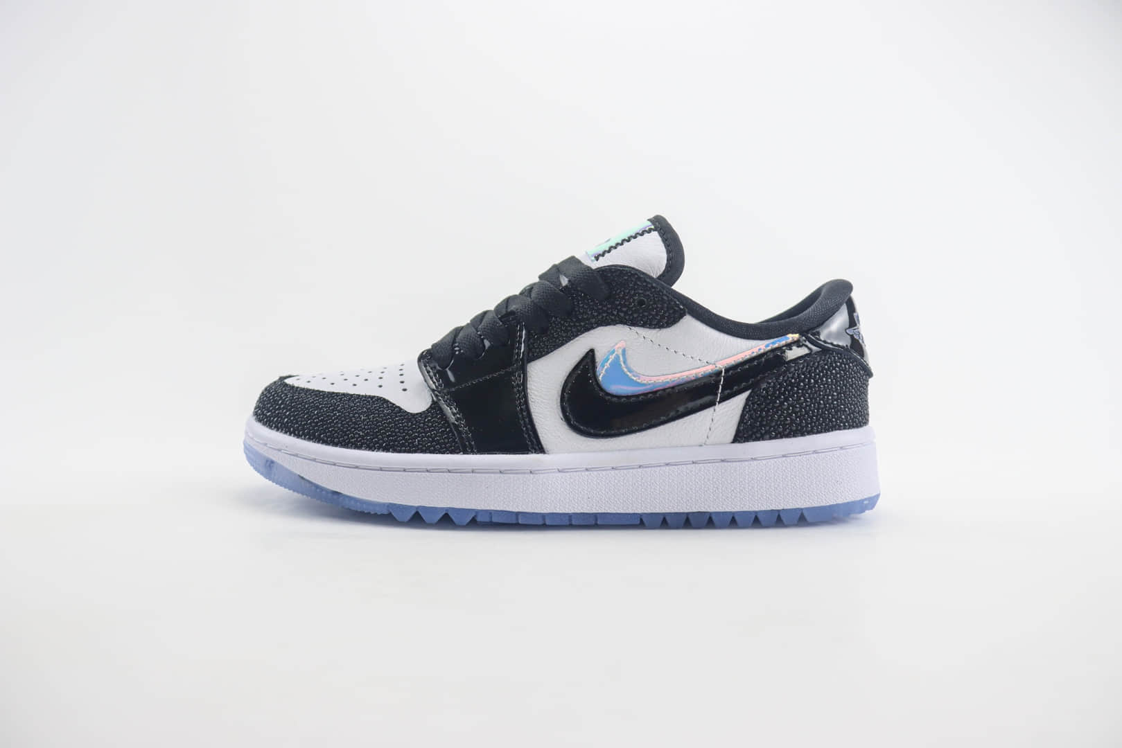 乔丹Air Jordan 1 Low Golf纯原版本高尔夫AJ1镭射漆皮黑白熊猫板鞋 莆田AJ货源 (ID:103806) - 图片1