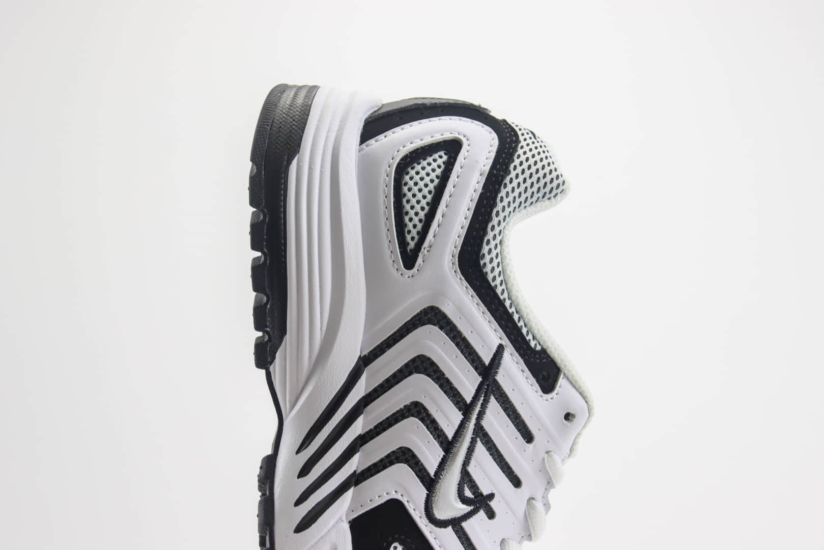 耐克Nike Air Pegasus 2K5纯原版本白黑色2K5复古慢跑鞋 莆田耐克货源 货号:FJ1909-100