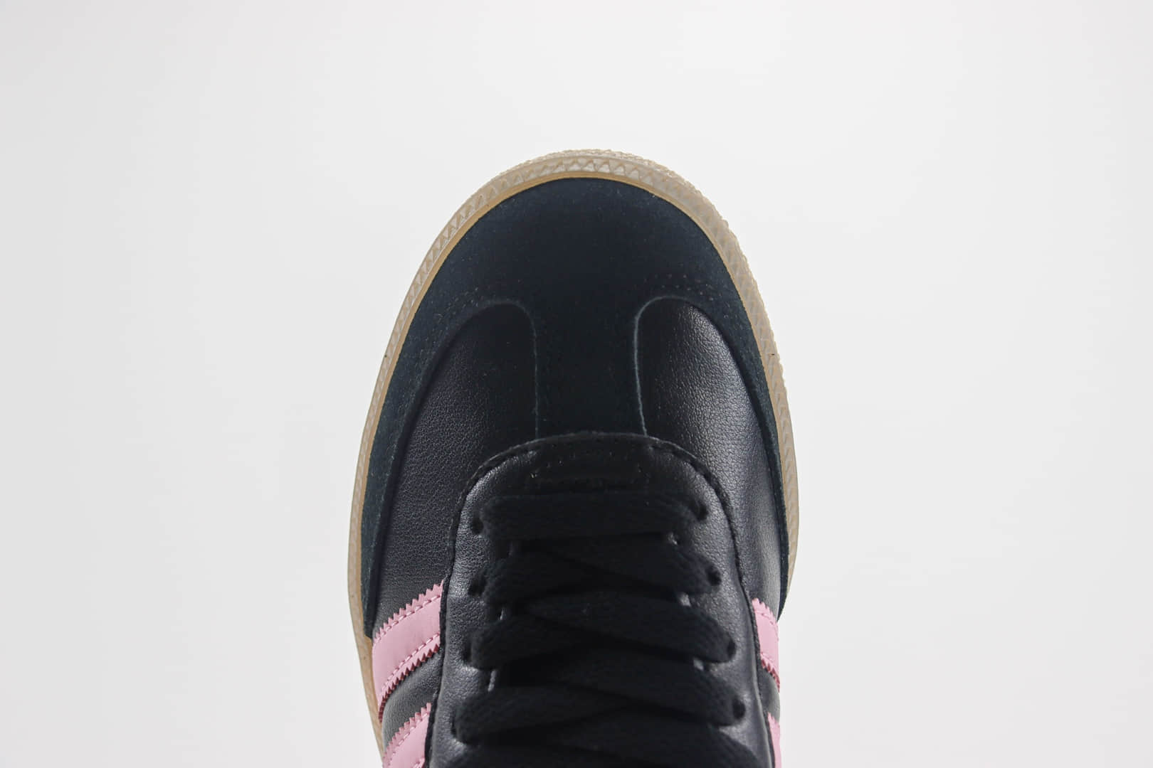 阿迪达斯adidas originals Samba纯原版本三叶草桑巴黑粉色板鞋 莆田阿迪达斯货源 货号:IH8157