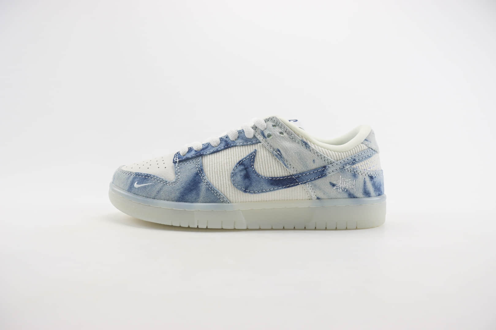 耐克Stussy x Nike SB Dunk Low纯原版本斯图西联名SB Dunk白水洗蓝牛仔布板鞋 莆田耐克货源 (ID:104326) - 图片1