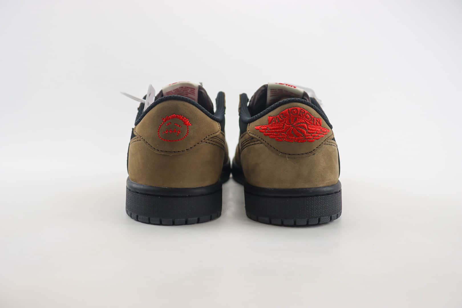 乔丹Travis Scott x Air Jordan 1 Low纯原版本低帮AJ1联名TS黑棕倒钩板鞋 莆田AJ货源 货号:DM7866-202
