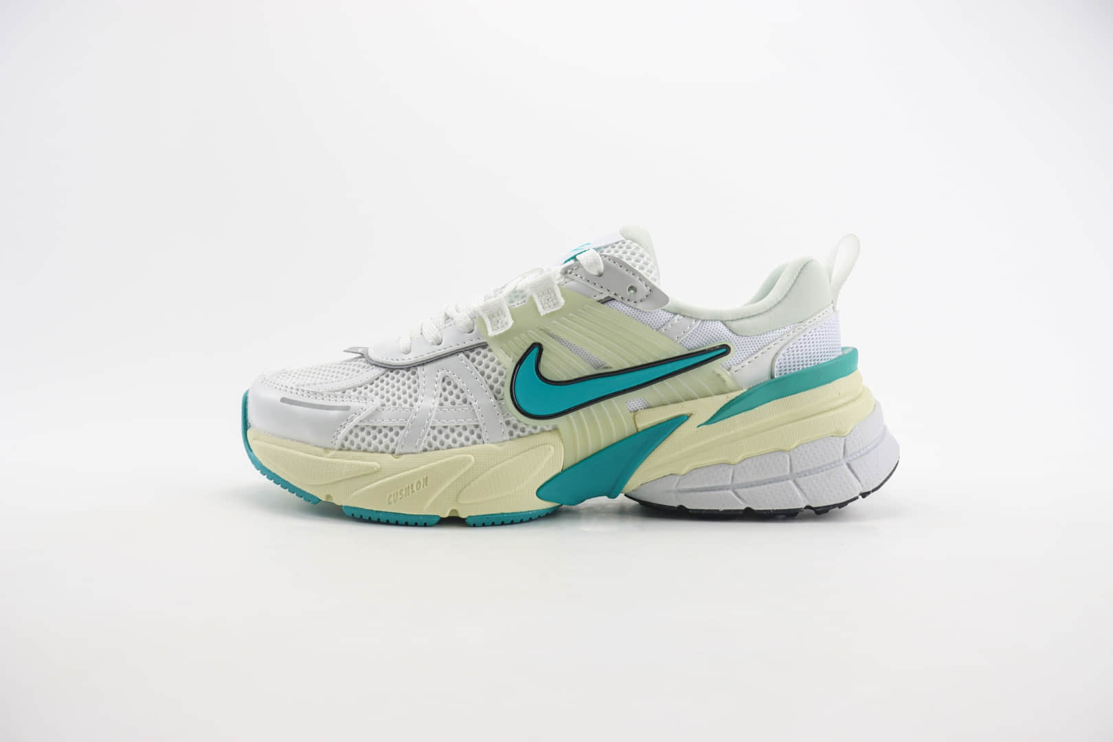 耐克Nike V2K Run Low纯原版本V2K白绿色复古跑鞋 莆田复刻鞋货源 (ID:104672) - 图片1