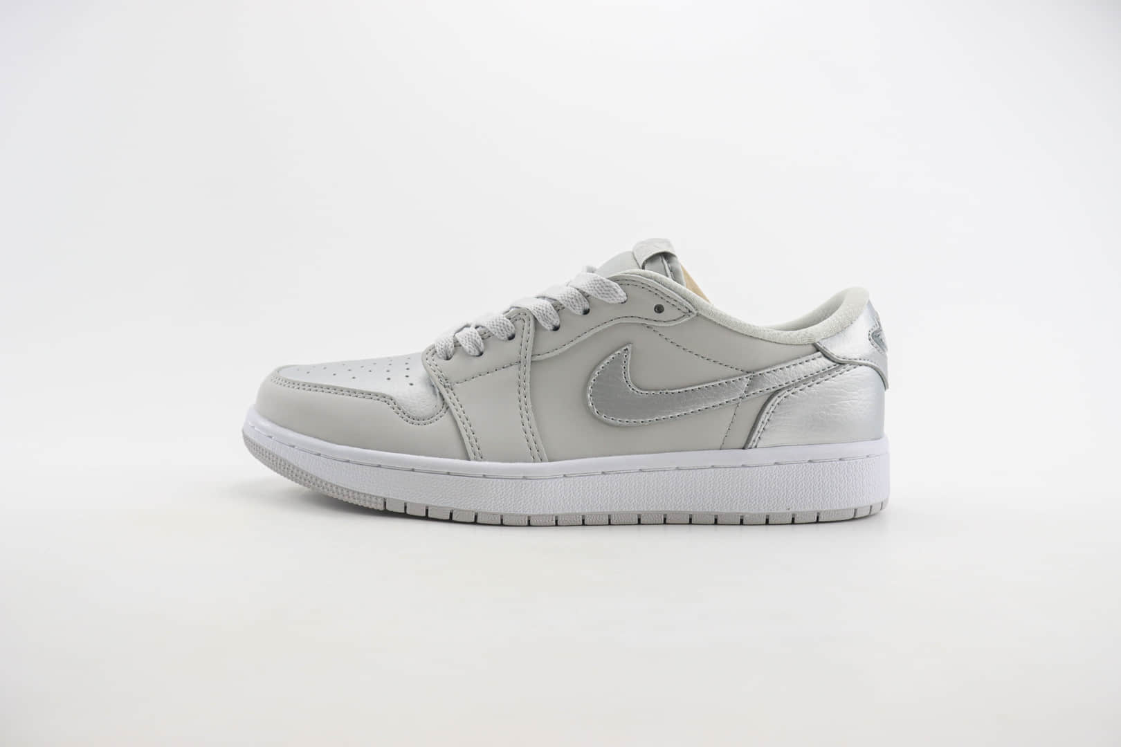 乔丹Air Jordan 1 Low纯原版本低帮AJ1灰银色篮球鞋 莆田AJ货源 (ID:105010) - 图片1