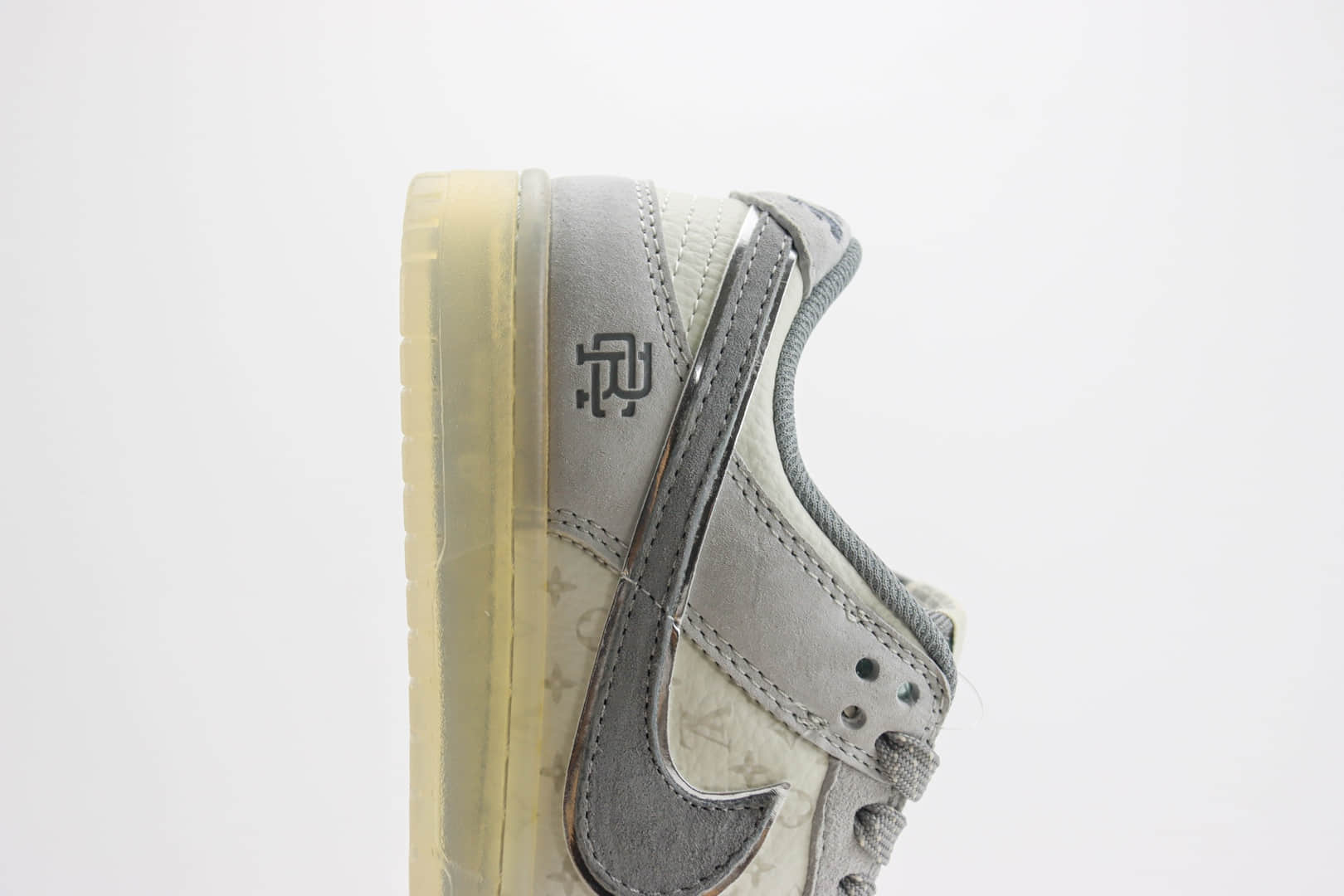 耐克Nike SB Dunk Low纯原版本低帮SB Dunk卫冕冠军板鞋 莆田耐克货源 货号:CR8033-502