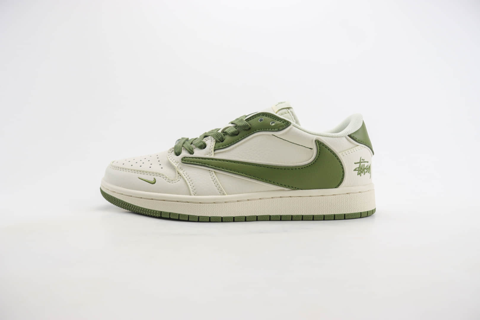 乔丹Stussy x Air Jordan 1 Low纯原版本斯图西联名AJ1白绿倒钩板鞋 莆田AJ货源 (ID:105829) - 图片1