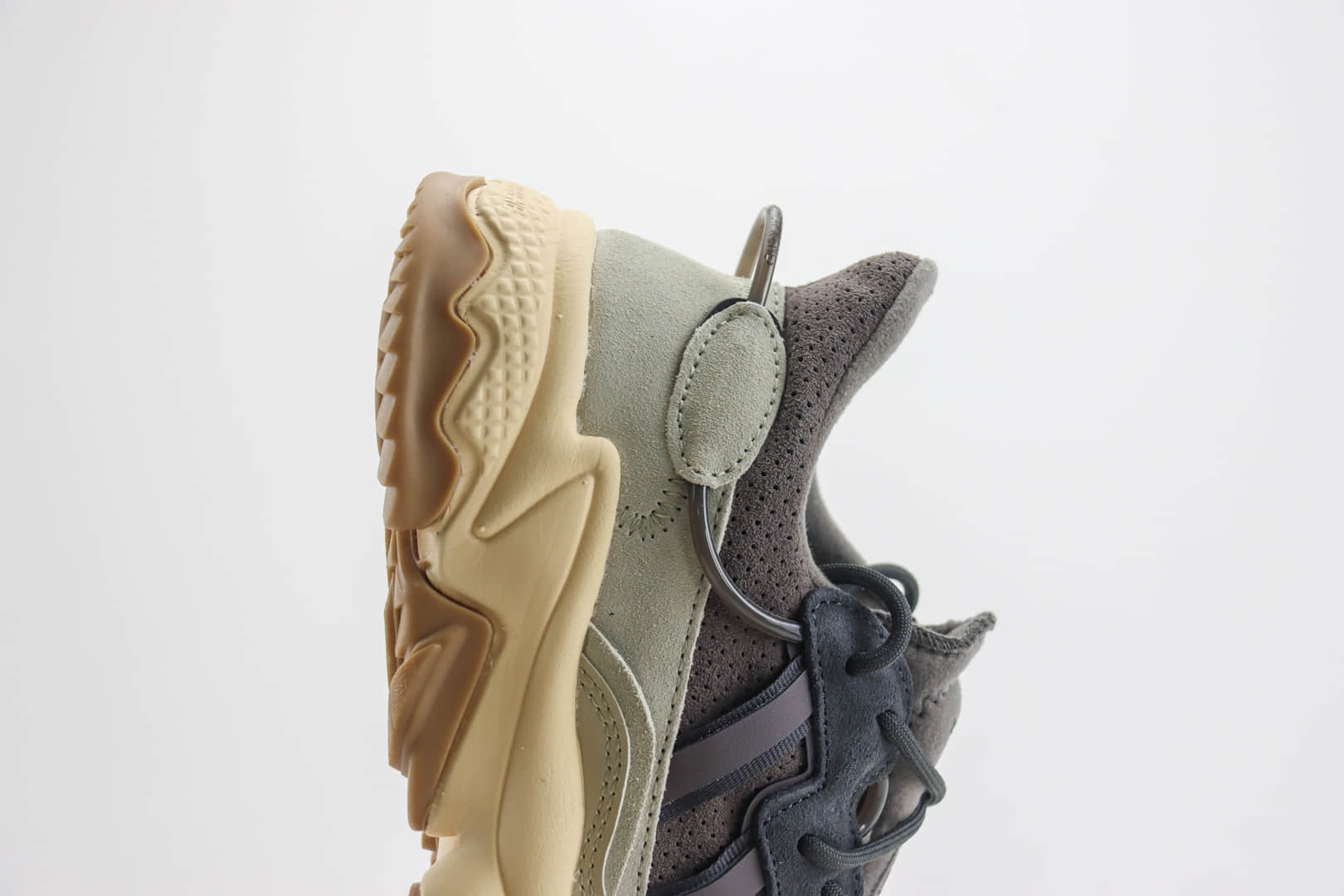 阿迪达斯adidas Ozweego TR纯原版本莫兰迪水管复古老爹鞋 莆田阿迪达斯货源 货号:IF8577