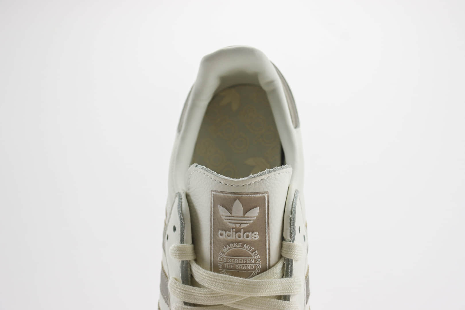 阿迪达斯adidas Originals Samba OG纯原版本白铜银生胶桑巴板鞋 莆田阿迪达斯工厂 货号:IG1964