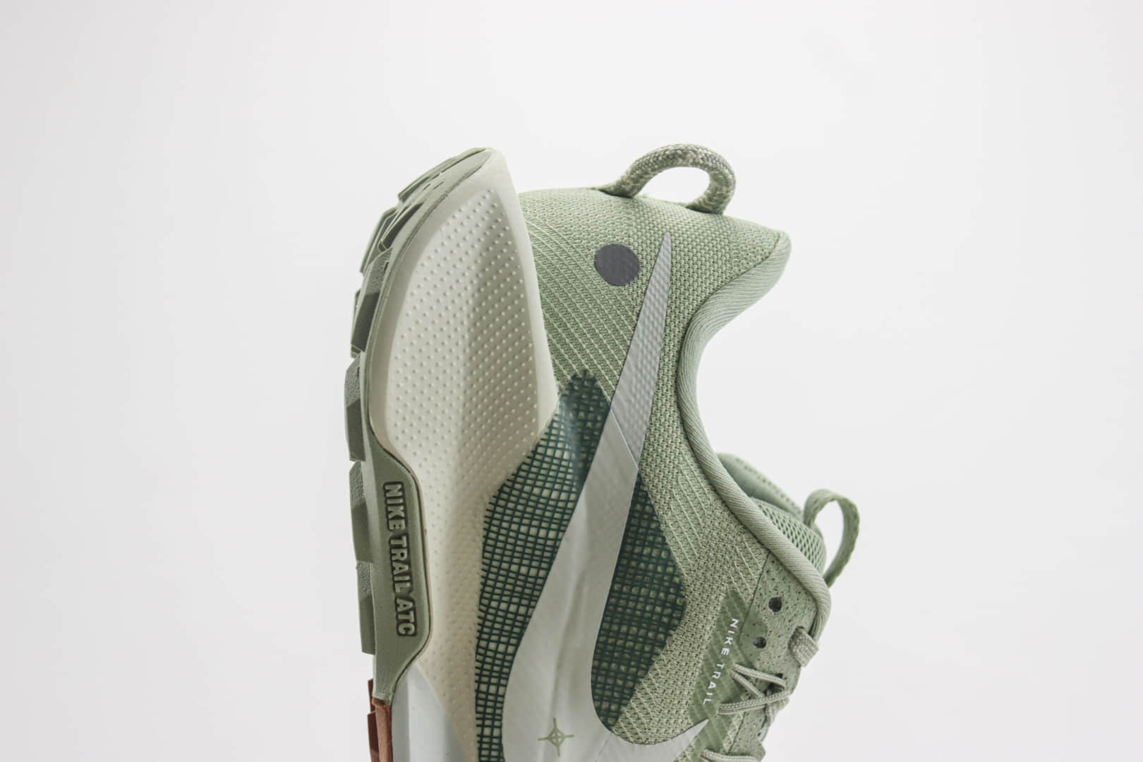 耐克Nike Pegasus Reactx TRAIL 5越野5代慢跑鞋 莆田耐克跑鞋代理 货号:DV3864-304