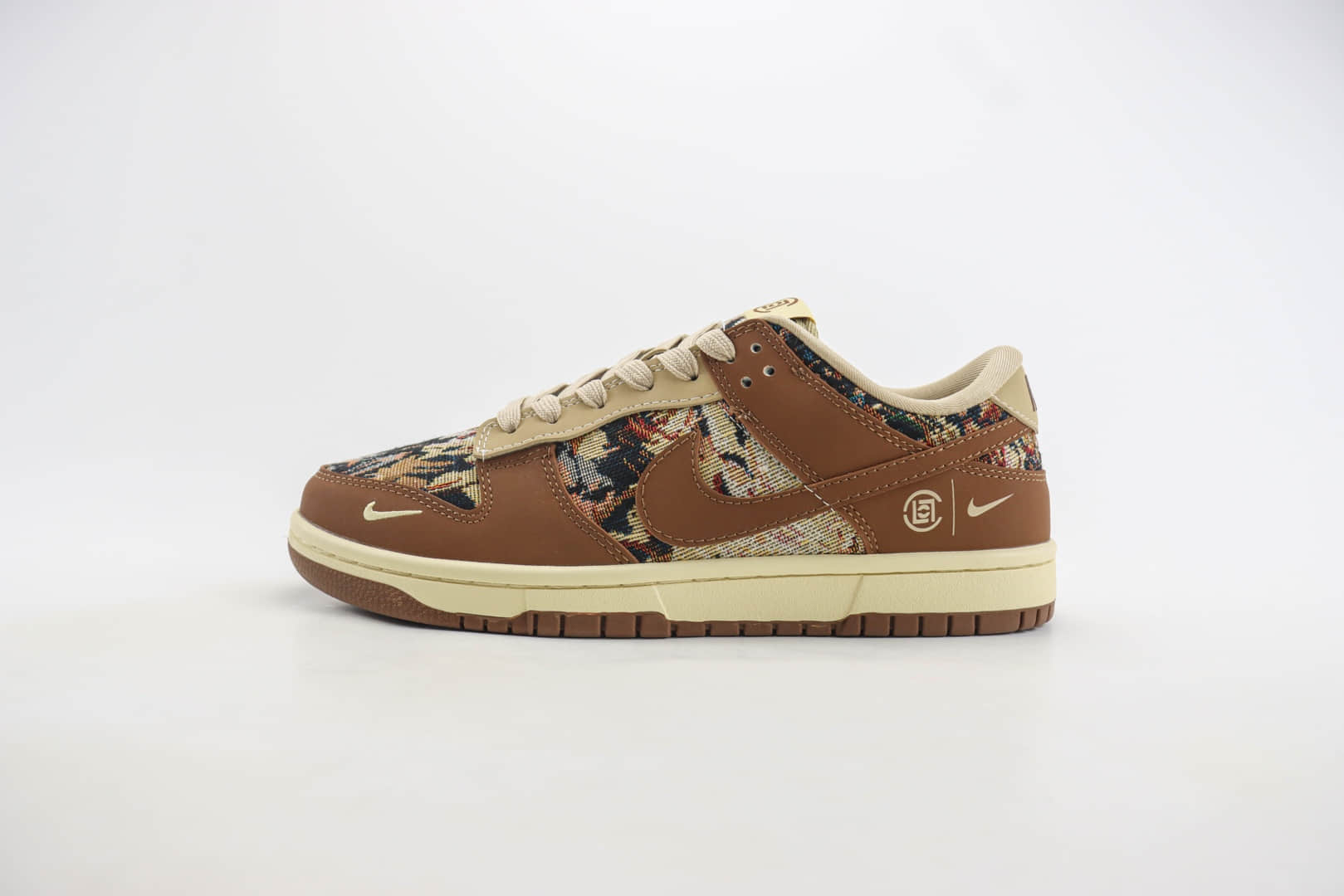 耐克Nike SB Dunk Low x CLOT联名款低帮DUNK棕彩涂鸦板鞋 莆田DUNK货源 (ID:106065) - 图片1