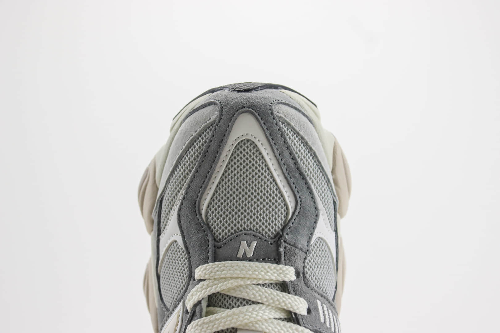 新百伦New Balance NB9060纯原版本复古慢跑鞋 莆田新百伦工厂 货号:U9060EEE