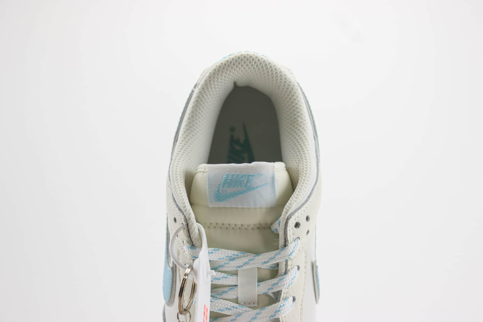 耐克Nike SB Dunk Low纯原版本低帮SB Dunk米白蓝板鞋 莆田耐克货源 货号:KK1888-009