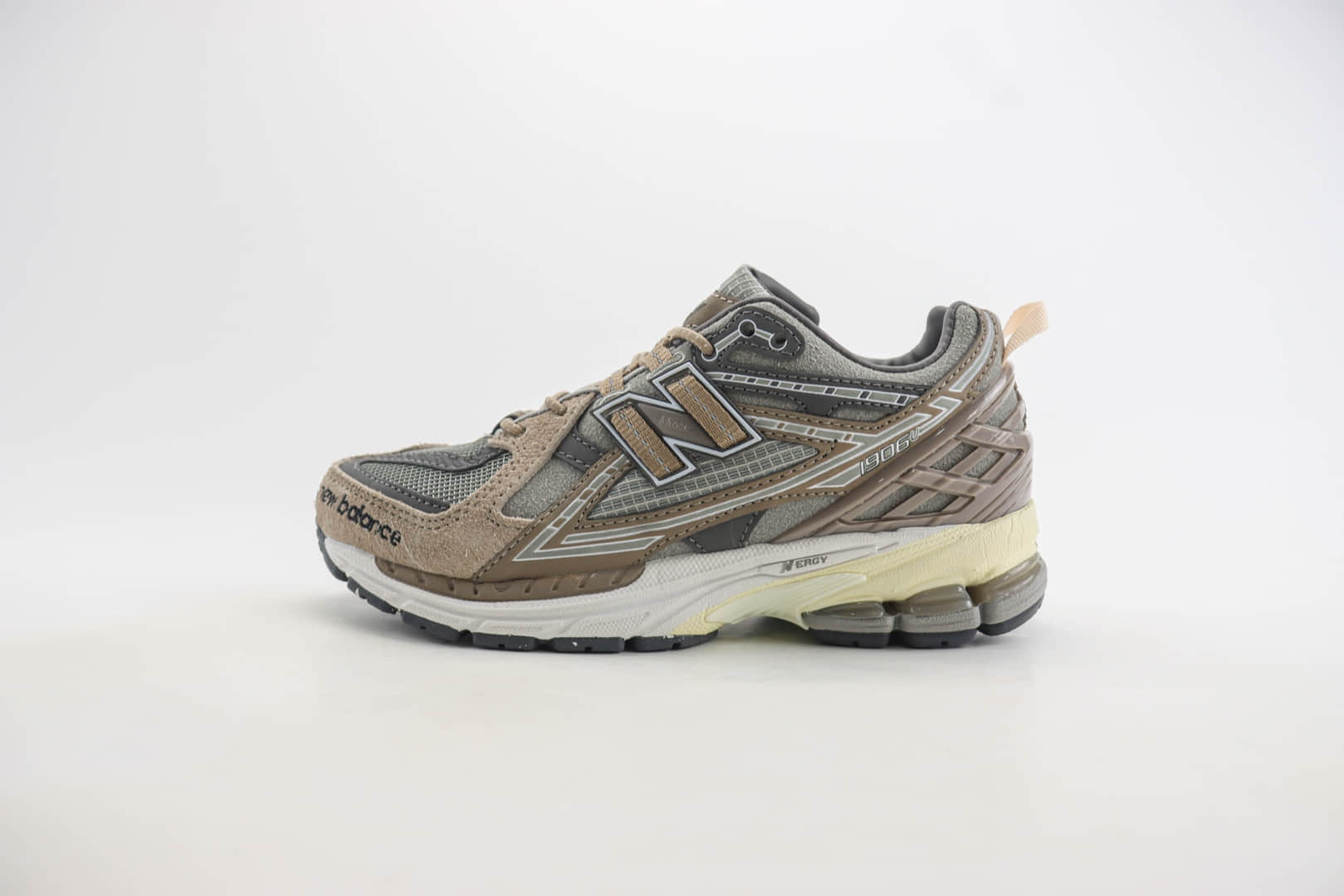 新百伦New Balance NB1906纯原版本NB系列复古慢跑鞋 复刻新百伦慢跑鞋 货号:M1906NIH 新百伦New Balance NB1906纯原版本NB系列复古慢跑鞋 复刻新百伦慢跑鞋 货号:M1906NIH
