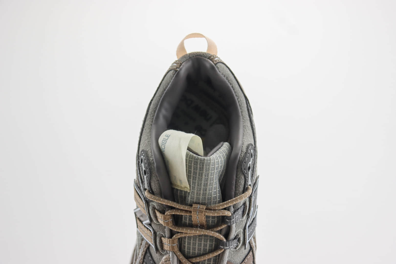 新百伦New Balance NB1906纯原版本NB系列复古慢跑鞋 复刻新百伦慢跑鞋 货号:M1906NIH