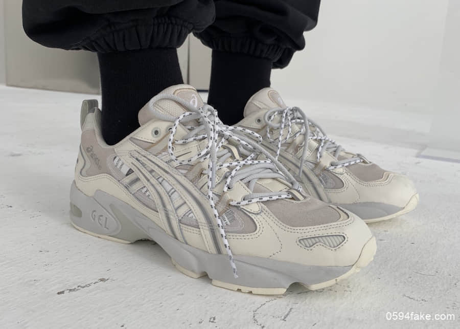 Chemist Creation携手ASICS推出两款全新配色的Gel Kayano 5！单方面宣布米白色我爱了！ (ID:10649) - 图片1