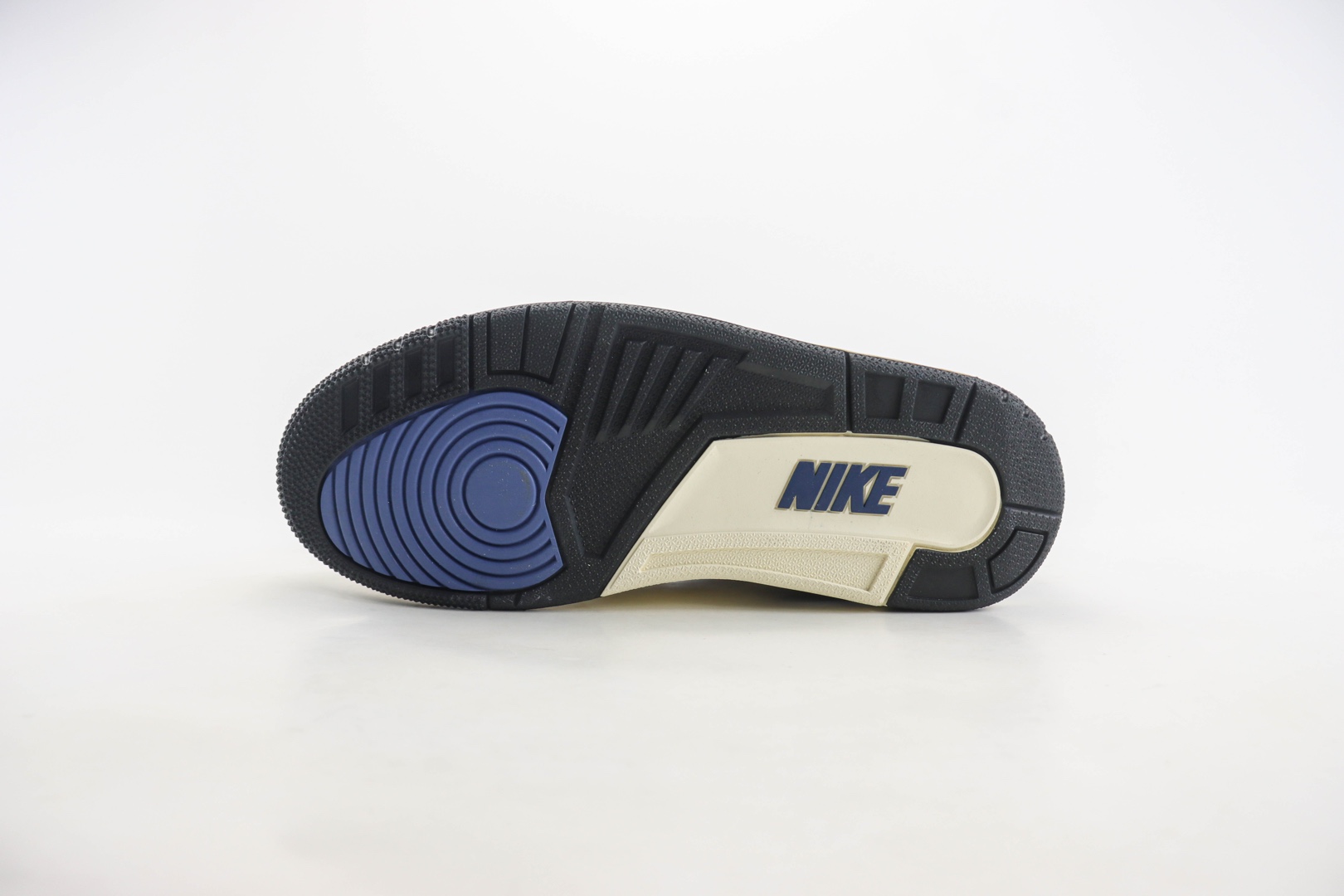 乔丹Air Jordan 3 Retro OG SP “Diffused Blue”纯原版本乔3AJ3白蓝水泥实战篮球鞋 莆田AJ货源 货号:HV8571-100