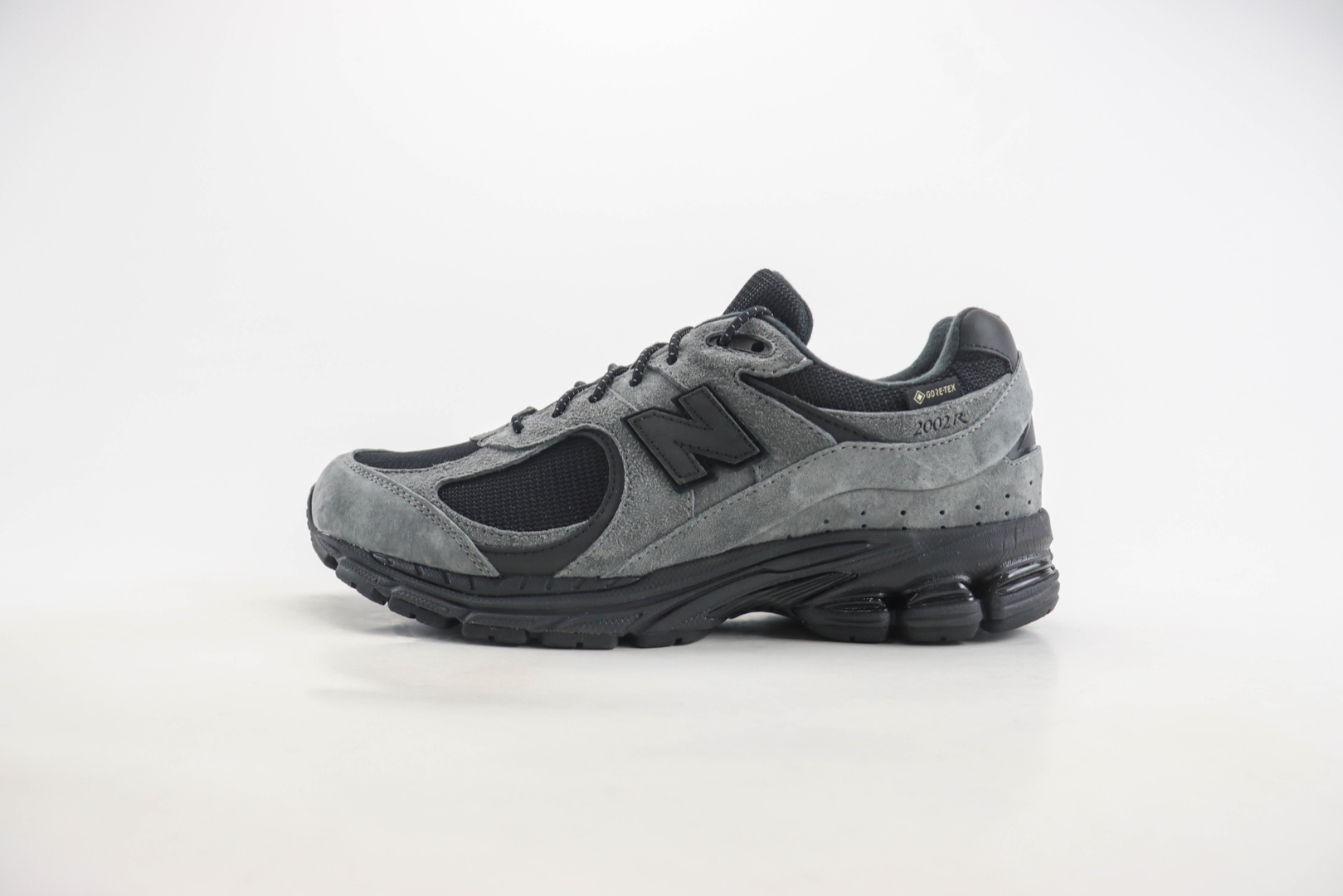 新百伦New Balance 2002R纯原版本NB2002R灰黑色复古运动跑步鞋 莆田新百伦货源 货号:M2002RXZ