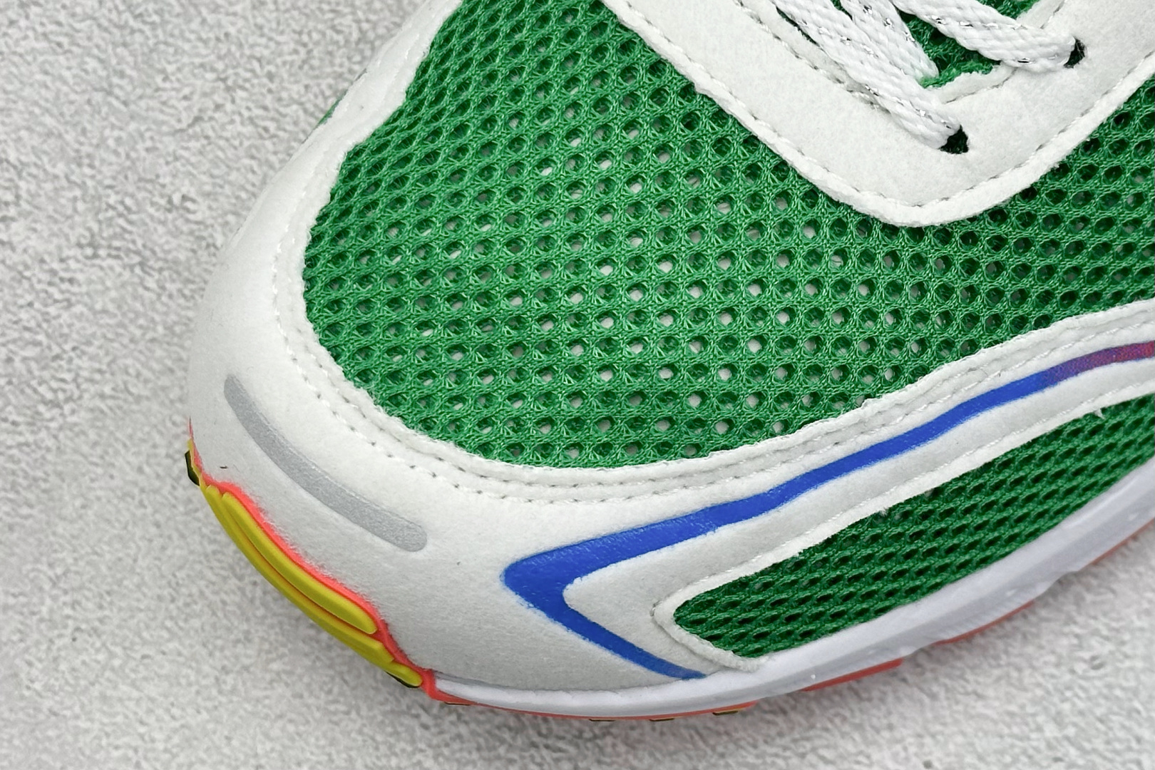 阿迪达斯adidas originals Neftenga纯原版本红黄绿马拉松网面超轻透气跑步鞋 莆田阿迪达斯货源 货号:JI0494